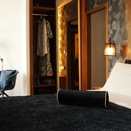 Hvar Riva 2 بيت ضيافة هفار