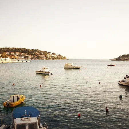 بيت ضيافة Hvar Riva 2 هفار